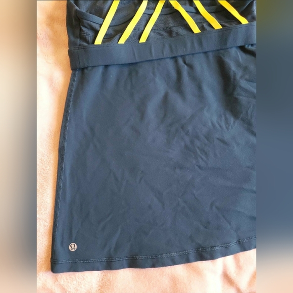 Lululemon Just Breathe Tank Alberta Lake sz-8 - Picture 7 of 11